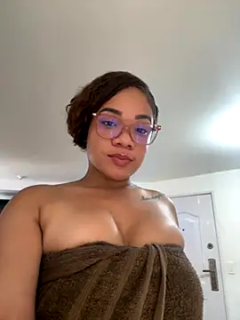 Snapshot of ashley_Tompson1 chatting on October 2025 12:14:02 PM ashley Tompson1 online show from October 2025 12:14:02 PM