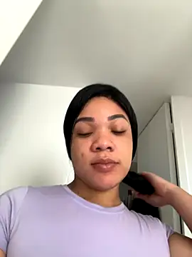 Snapshot of ashley_Tompson1 chatting on November 2025 12:08:02 PM ashley Tompson1 online show from November 2025 12:08:02 PM