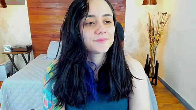 Snapshot of KatherineBond chatting on February 2025 11:47:01 PM KatherineBond online show from February 2025 11:47:01 PM