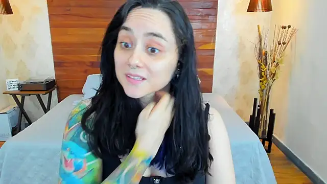 Snapshot of KatherineBond chatting on February 2025 09:10:01 PM KatherineBond online show from February 2025 09:10:01 PM