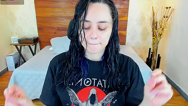 Snapshot of KatherineBond chatting on February 2025 11:55:02 PM KatherineBond online show from February 2025 11:55:02 PM