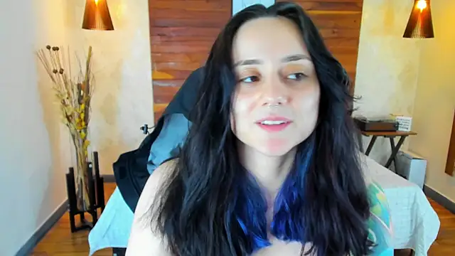 Snapshot of KatherineBond chatting on March 2025 11:53:01 PM KatherineBond online show from March 2025 11:53:01 PM