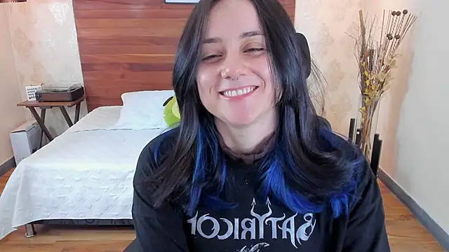 Snapshot of KatherineBond chatting on March 2025 07:46:02 PM KatherineBond online show from March 2025 07:46:02 PM