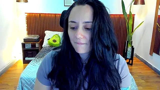 Snapshot of KatherineBond chatting on November 2025 08:41:02 PM KatherineBond online show from November 2025 08:41:02 PM