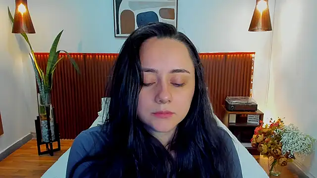 KatherineBond online show from January 2026 07:30:01 PM