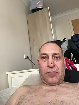 Snapshot of meateater1 chatting on February 2026 11:24:01 AM meateater1 online show from February 2026 11:24:01 AM