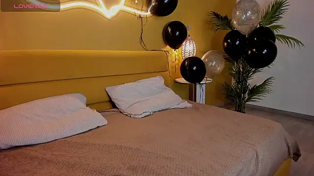 EvaMoran online show from January 2025 05:15:02 AM