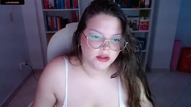 Snapshot of Gabiwaifu chatting on February 2025 04:31:01 AM Gabiwaifu online show from February 2025 04:31:01 AM