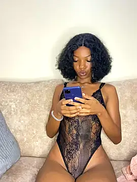 kelsie421 online show from October 2025 07:07:02 AM