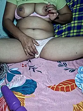 Priya Bong online show from April 2026 02:43:01 AM