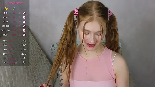 TrissMerigold9 online show from March 2025 08:32:02 PM