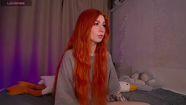 Evaa Moonn  online show from December 2024 02:05:02 PM