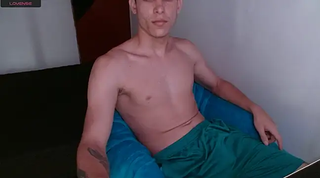 deividcloud36 online show from December 2024 08:21:02 PM