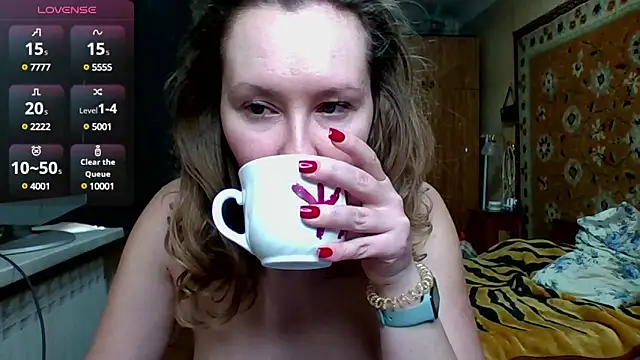 AnnaXLovers online show from February 2025 01:07:01 PM