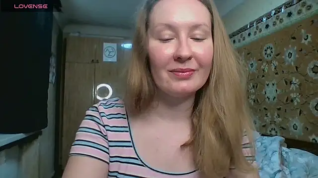 AnnaXLovers online show from April 2026 09:09:01 AM