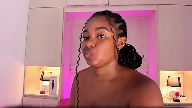 Snapshot of tamaraa_smiith chatting on January 2025 02:44:01 PM tamaraa smiith online show from January 2025 02:44:01 PM