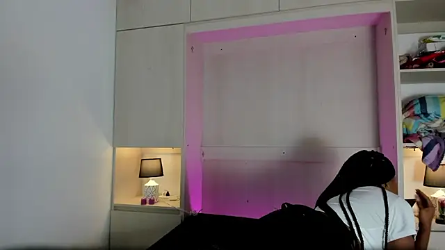 Snapshot of tamaraa_smiith chatting on January 2025 11:44:02 AM tamaraa smiith online show from January 2025 11:44:02 AM