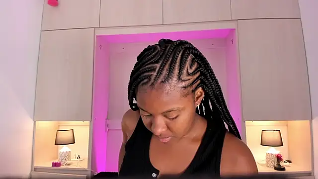 Snapshot of tamaraa_smiith chatting on January 2025 11:54:02 AM tamaraa smiith online show from January 2025 11:54:02 AM