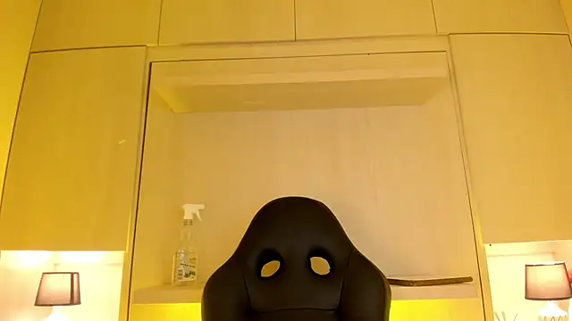 Snapshot of tamaraa_smiith chatting on November 2025 07:56:02 PM tamaraa smiith online show from November 2025 07:56:02 PM