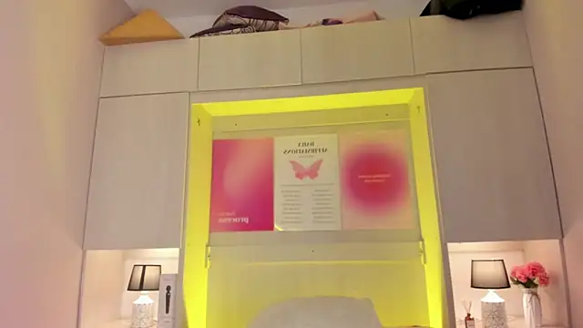 Snapshot of tamaraa_smiith chatting on February 2026 12:48:02 PM tamaraa smiith online show from February 2026 12:48:02 PM