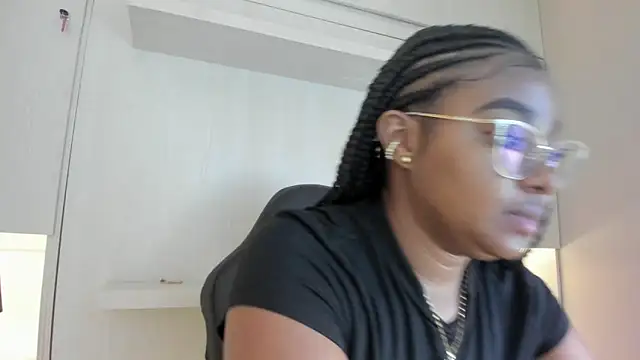 Snapshot of tamaraa_smiith chatting on February 2026 07:34:02 PM tamaraa smiith online show from February 2026 07:34:02 PM