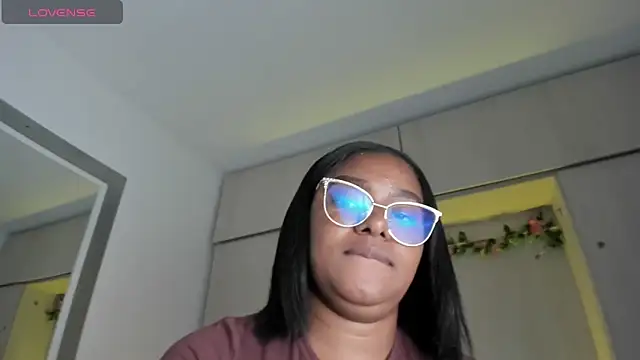 tamaraa smiith online show from April 2026 07:43:01 PM