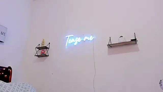 Manuela monroe online show from January 2026 03:19:02 AM