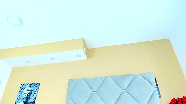 Adelehottman online show from January 2025 12:13:01 PM