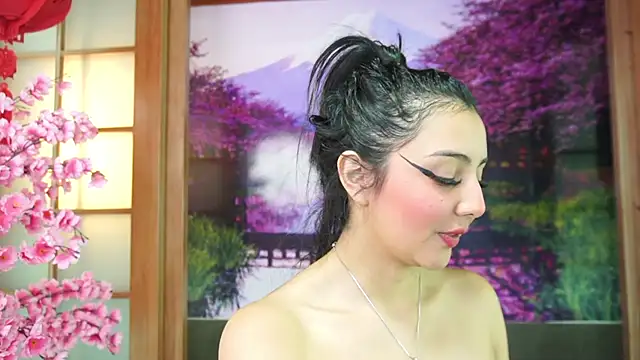 miss lizith online show from September 2025 02:49:01 PM