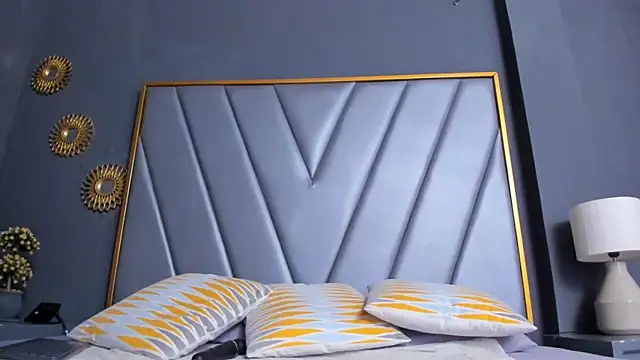 BrendaAdams  online show from September 2025 10:48:01 AM