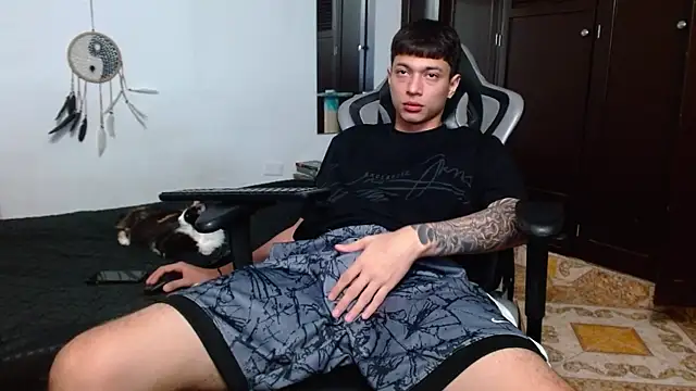 aaron blug online show from January 2025 12:25:01 AM