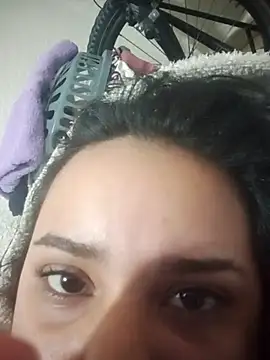  Miaaleon online show from January 2026 10:20:01 AM