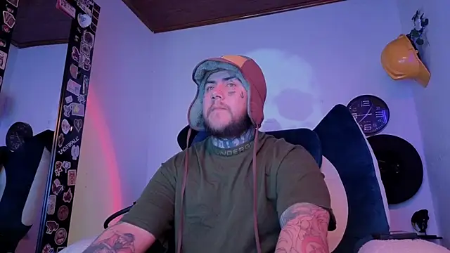 Ash gusbig online show from September 2025 04:45:02 AM