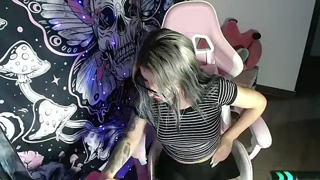 GamerCarrie online show from February 2025 08:25:02 AM