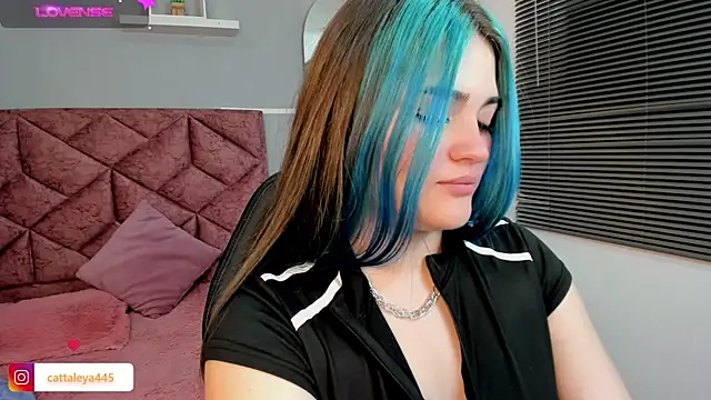 cattaleya    online show from January 2025 04:50:01 AM