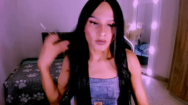 carolinemiller7 online show from July 2026 06:17:02 AM