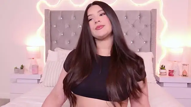 JuliaSUMMERS2022 online show from April 2026 02:18:01 AM