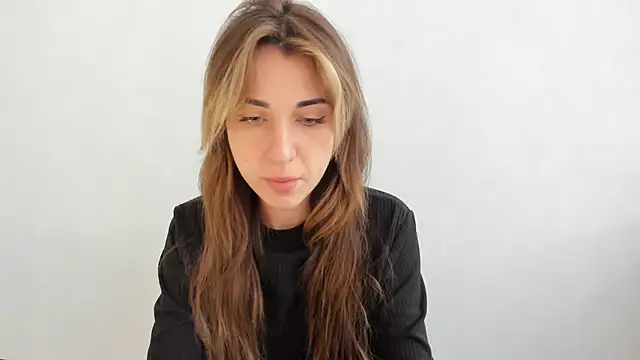 Summmmersky online show from February 2025 02:58:02 PM