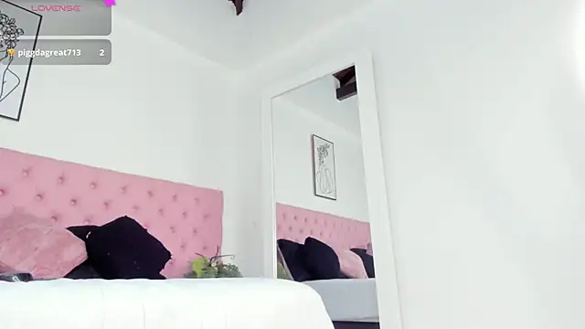 Paytonferrara online show from October 2025 05:24:01 AM