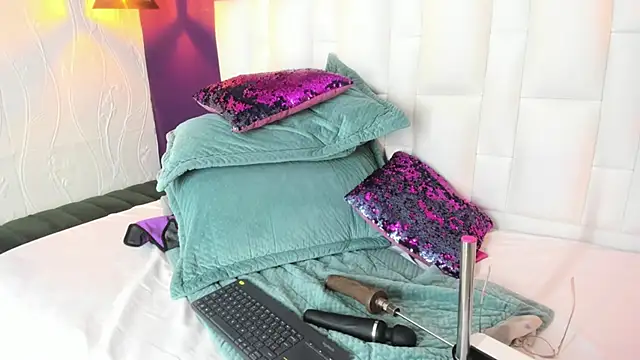 Abbyadams online show from January 2025 02:24:02 AM