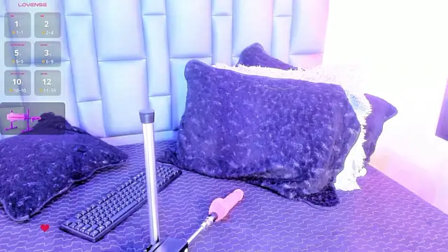 Abbyadams online show from March 2026 03:35:02 AM