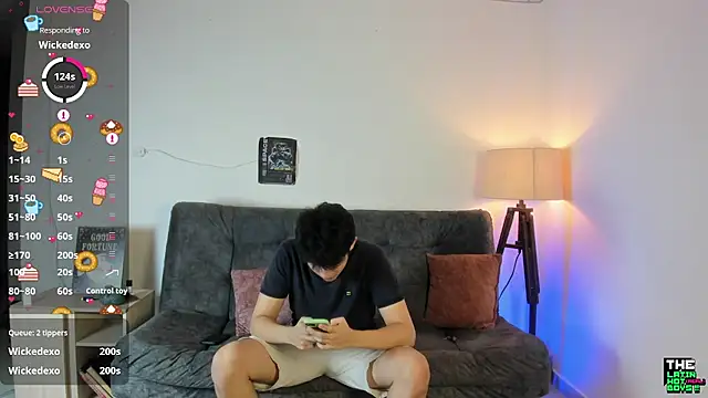 MyLatinHotBoys online show from February 2025 12:28:01 AM