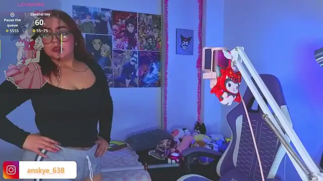 AnngelaSkye online show from March 2026 05:57:01 AM