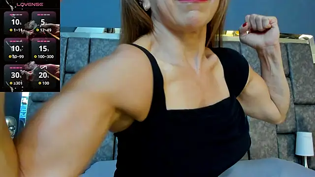 Snapshot of Matureyulyet chatting on November 2025 08:10:01 PM Matureyulyet online show from November 2025 08:10:01 PM