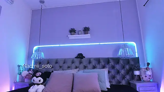 Naomii Soto online show from March 2025 08:04:01 PM