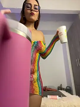 Snapshot of Miss-Abbii chatting on December 2024 10:54:02 PM Miss-Abbii online show from December 2024 10:54:02 PM