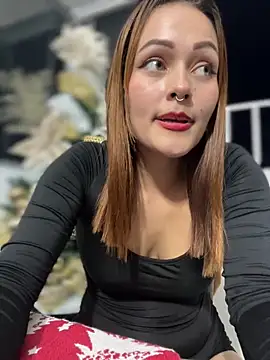 Snapshot of Miss-Abbii chatting on December 2024 11:09:01 PM Miss-Abbii online show from December 2024 11:09:01 PM