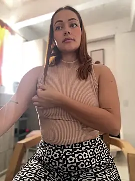 Snapshot of Miss-Abbii chatting on February 2025 05:15:01 PM Miss-Abbii online show from February 2025 05:15:01 PM