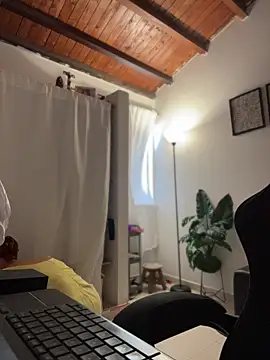 Miss-Abbii online show from March 2026 09:10:01 PM