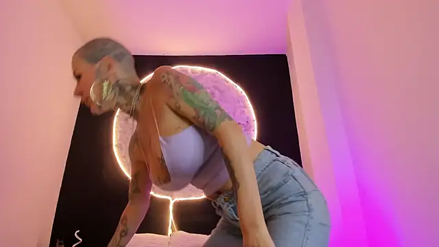 GinebraaFox  online show from March 2025 02:48:02 PM